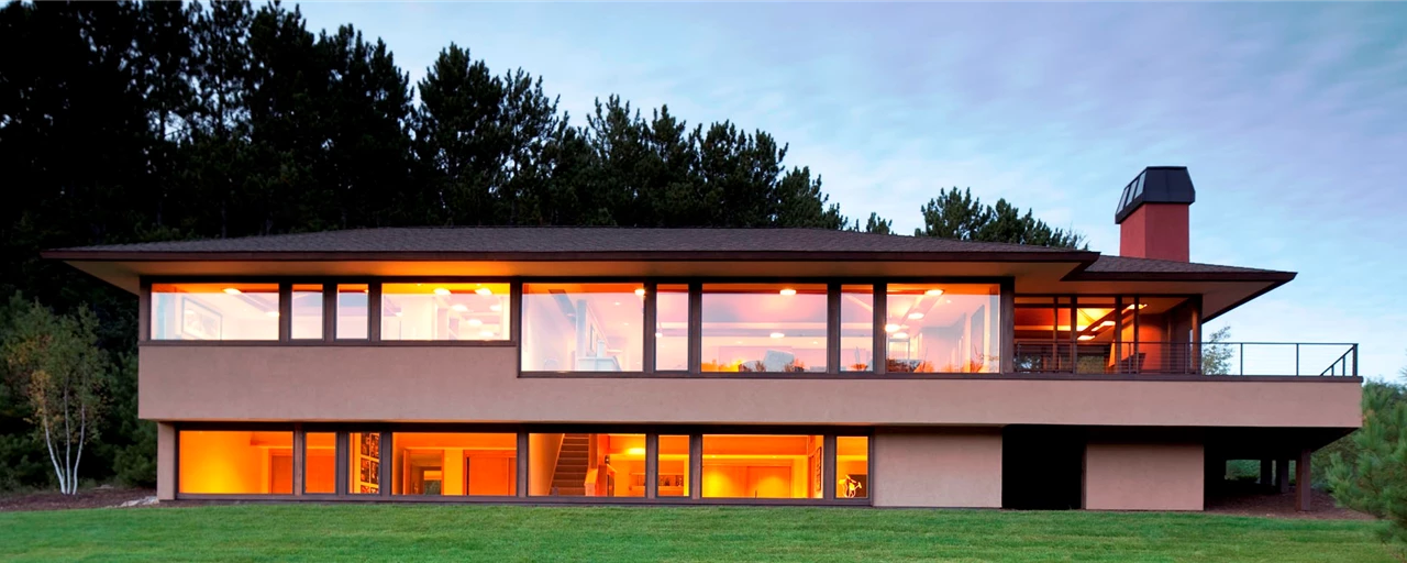 Avant-Garde Usonian - Exterior 1