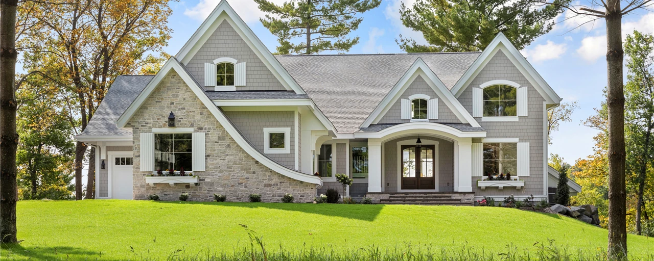 Coastal Cottage on the Bluff - Exterior 1