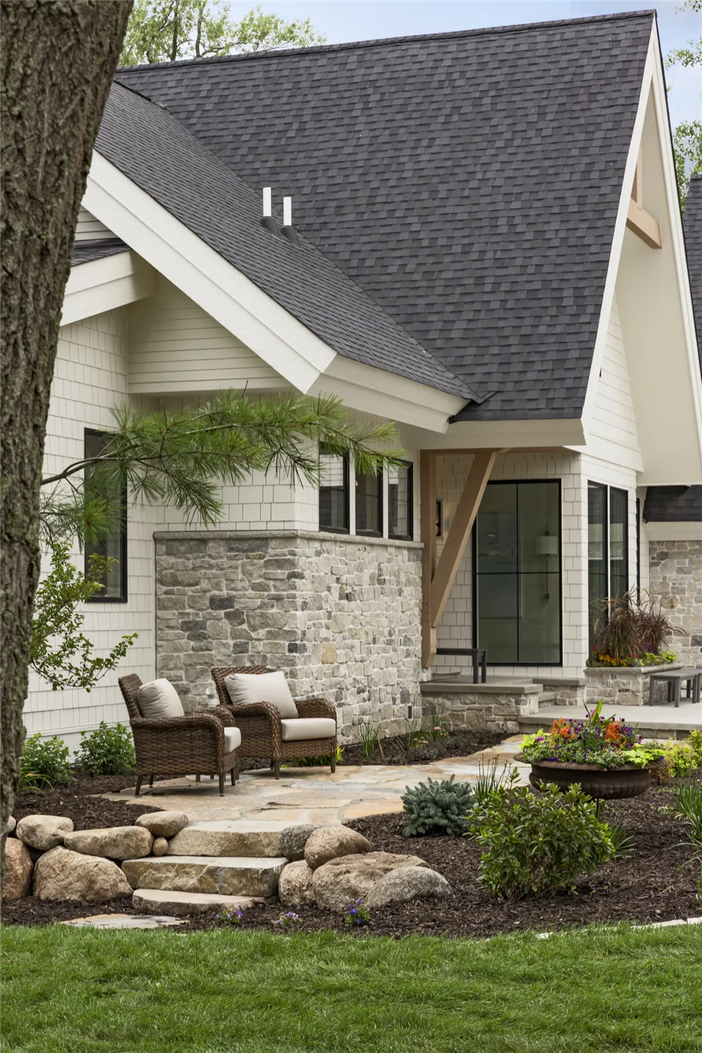 Contemporary architecture and a cozy porch.