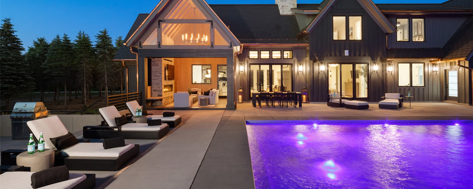 Modern Luxe on Majestic Pines - Exterior Pool Night